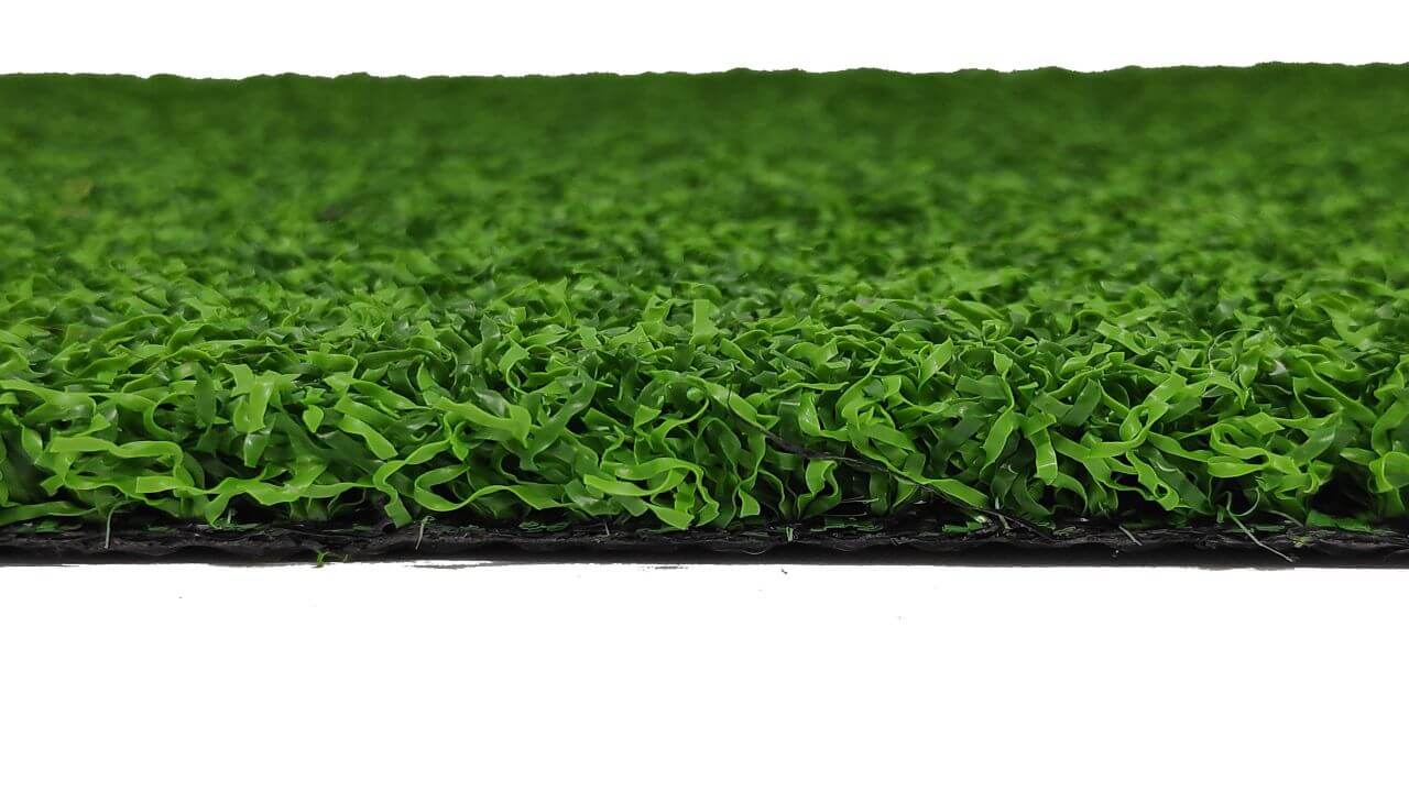 artificial grass for golf lawn